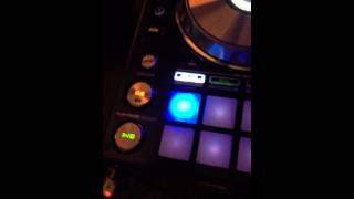 Pioneer DDJSX2 Serato Changing Cue Point Colour [upl. by Nnyleuqaj]