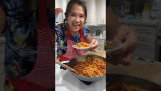 Pinoy spaghetti asin at paminta lang ang timpla  Inday Roning family [upl. by Binny690]