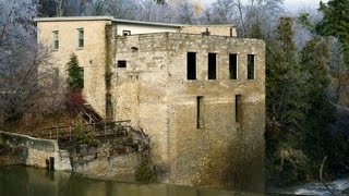 Irvine Creek Wisslers Mill Ice Rain Glazing Salem Canada [upl. by Enimrej820]