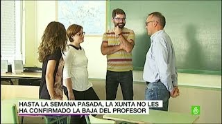 Denuncian la reducción de profesores en institutos gallegos por los recortes [upl. by Nahtad]