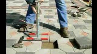 Paver Extractor  PAVE TECH  Hardscape Outfitter [upl. by Domini]