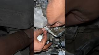 How To Remove Fuel injector Pipe fuel injector shortsvideo [upl. by Ottavia]