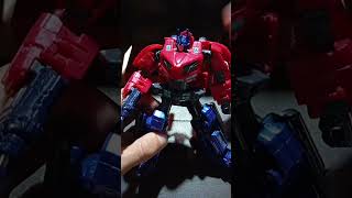 games transformers optimusprime warforcybertron hasbro deluxe generations wfc review [upl. by Oijimer809]