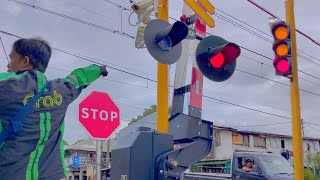 Railroad Crossing Indonesia  Kompilasi KRL Perlintasan Kereta Api Baru amp Lawas Jakarta  Tangerang [upl. by Aliab873]