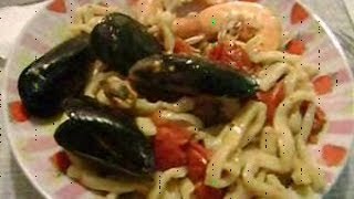 Video Ricetta filmata Scialatielli con Gamberi e Cozze Campania  Cucinando per Caso e per [upl. by Kessia846]