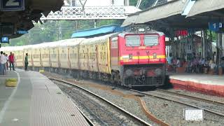 13020 KathgodamHowrah Bagh ExpressFull Utkrist With HWH WAP4 [upl. by Nuahs]