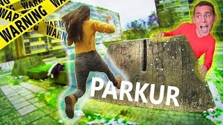 Ucim Jelenu PARKOUR 😺 w Totemia [upl. by Adnilemreh]