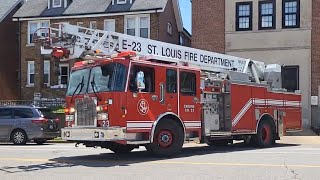 ST Louis Fire Department Reserve Engine 19 Responding [upl. by Edasalof]