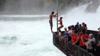 Sprung vom Känzeli Rheinfall Schaffhausen 082015 [upl. by Aliemaj]