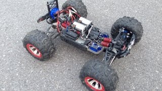 Traxxas 110 Summit First Test with the Dual Dewalt 12V Motors [upl. by Ruthy881]