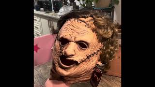 Trick Or Treat Studios Texas Chainsaw Massacre 2003 Leatherface Mask Unboxing 🖤 [upl. by Elbon]