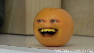 ANNOYING ORANGE GETS AUTOTUNED  Legendado PTBR HD [upl. by Erdnassak820]