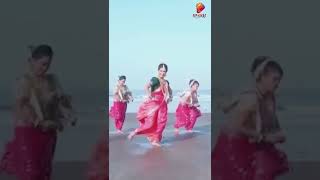 तुझी वटी भरावा सोन्याचा नारळ आणलाय गो  Navratri 2024  Sonyacha Naral  Aai Ekvira Songs  shorts [upl. by Grearson890]