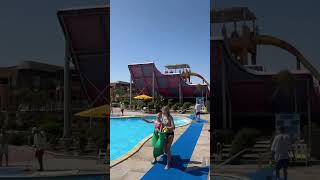 ACQUAPARK ASSURDO nel NOSTRO VILLAGGIO in EGITTO 🏄‍♂️ 🌊🫨 [upl. by Janice]