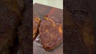 Steak on stainless steel pan ستيك بمقلاة ستانلس [upl. by Itisahc]