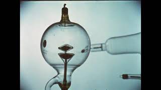 Introduction to the Cathode Ray Oscilloscope  1970 [upl. by Fleeman]