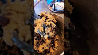 Brown Butter Chocolate Chip Cookies cookies chocolatechipcookie baking recipe gooey chocolate [upl. by Ardnuhsor551]