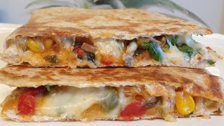 Chicken Quesadilla Recipe With Fajita Seasoning  Chicken Quesadilla With Peppers And Onions [upl. by Hseham]