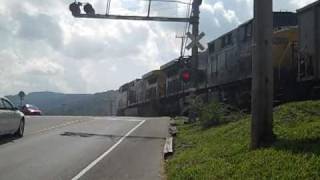 CSX H802 in Rainelle West Virgina 8212010 [upl. by Boucher]