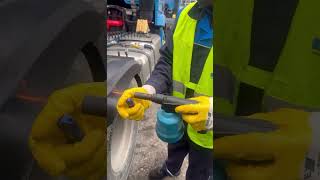 Mercedes Lkw Kotflügel reparieren 👍🏽kfz mechanic lkw truck viralvideo shorts opiosi ￼ [upl. by Aem628]