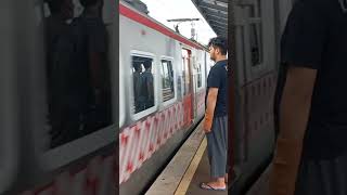 Suasana Stasiun Solo Jebres KRL Solo Jogja gerbong berapa yang kosong [upl. by Akit327]