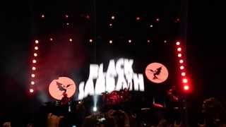 Black Sabbath  Black Sabbath Live Porto Alegre 09102013 [upl. by Duwad]