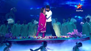 Star Parivaar Awards  Anuj Aur Anupama Ka Dil Chhoo Lene Waala Performance [upl. by Erek]