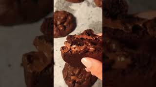 Chocolate lava cookies explore cookies nutella shortsvideo shortsfeed food [upl. by Mattheus]