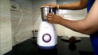 How to Grind Coconut in Philips Mixer Grinder HL7699 750Watt  Most powerful mixer grinder [upl. by Tades307]