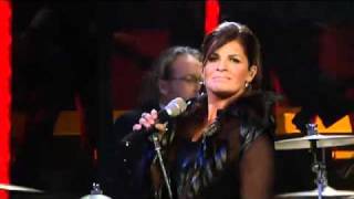 Carola performing Suspicious Mind [upl. by Rori726]