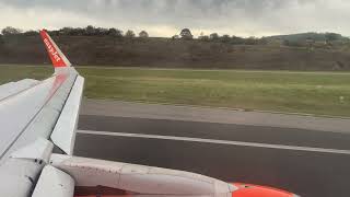 EasyJet approach and landing into Bilbao airport 16th Oct 22 EZY1877 MANBIO [upl. by Lotz184]