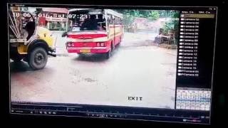 KSRTC Bus Loses Control After Colliding with Lorry in Chengannur  Exclusive CCTV Footage [upl. by Nnylannej]