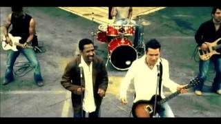 Cheb Khaled Feat Cameron Cartio  Henna 2005 HD [upl. by Suoivatram]