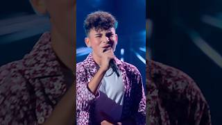 Francesco conquista il pubblico di TheVoiceKidsIt con “Abbracciame” di Andrea Sannino [upl. by Garwood]