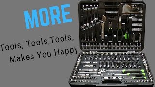 Why You Should Buy Harbor Freights 225 pc Mechanics Tool Set too [upl. by Sibella109]