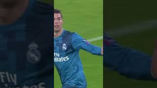 Una chilena perfecta con la que Cristiano había soñado y que el propio Buffon terminó aplaudiendo [upl. by Ennaitak]