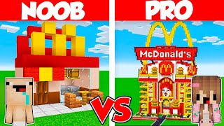 NOOB VS PRO CONTRUYE UN MCDONALDS MODERNO 😂😱 BEBE NOOB vs NOOBSI en MINECRAFT [upl. by Calvinna]