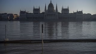 Europa unter Wasser Höchster Wasserstand der Donau seit 2013 [upl. by Notaes]