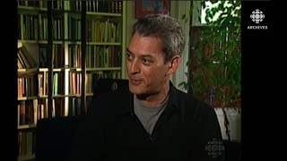 L’écrivain américain Paul Auster à New York en 2000 [upl. by Rehc74]