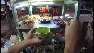 Indonesia Pontianak Street Food 2682 Part1 Bakmie Hokki Yamie Kuah Ko Abong YDXJ0537 [upl. by Stavros]