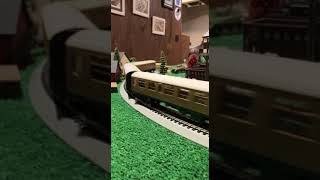 Hornby OOHo scale BR A4 Class 462 Mallard pulling the express [upl. by Thynne277]