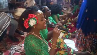 Fleur dYlang de Tsingoni  Manzaraka de Rouzouna 14072018 [upl. by Sibby]