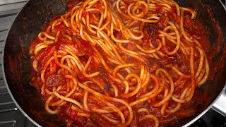 Bucatini all’amatriciana 😋🇮🇹 food italianfoodlover italianfood cooking pastarecipes italia [upl. by Aleehs]