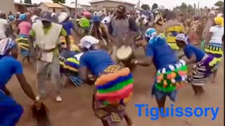 Tchouguissary danse traditionnelle sénoufo [upl. by Eiramrefinnej296]