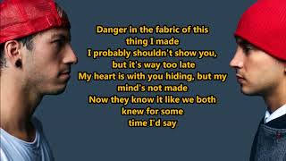 ​twenty one pilots Levitate Lyrics HeyLyrics [upl. by Netloc]