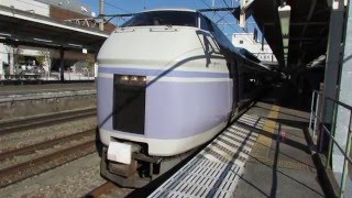 甲府発車！ E351系スーパーあずさ [upl. by Htide]