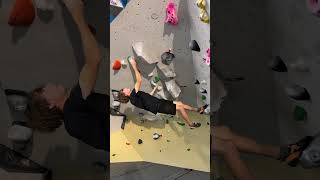 Overhang Too Easy bouldering climbing climbinggym rockclimbing climber climb pullups strong [upl. by Idnar324]