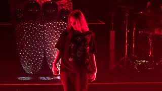 Billie Eilish BillieEilishWatch amp Burn o2SBE 4th March 2019 [upl. by Earvin]