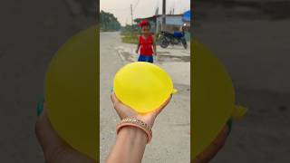 Yellow color balloon popping video 😂😂🎈🎈 funny funny poppingballon balloonpop shorts [upl. by Egamlat717]