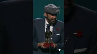 JuanLuisGuerra hizo una especial dedicatoria de su LatinGRAMMY Álbum del Año [upl. by Fasano]